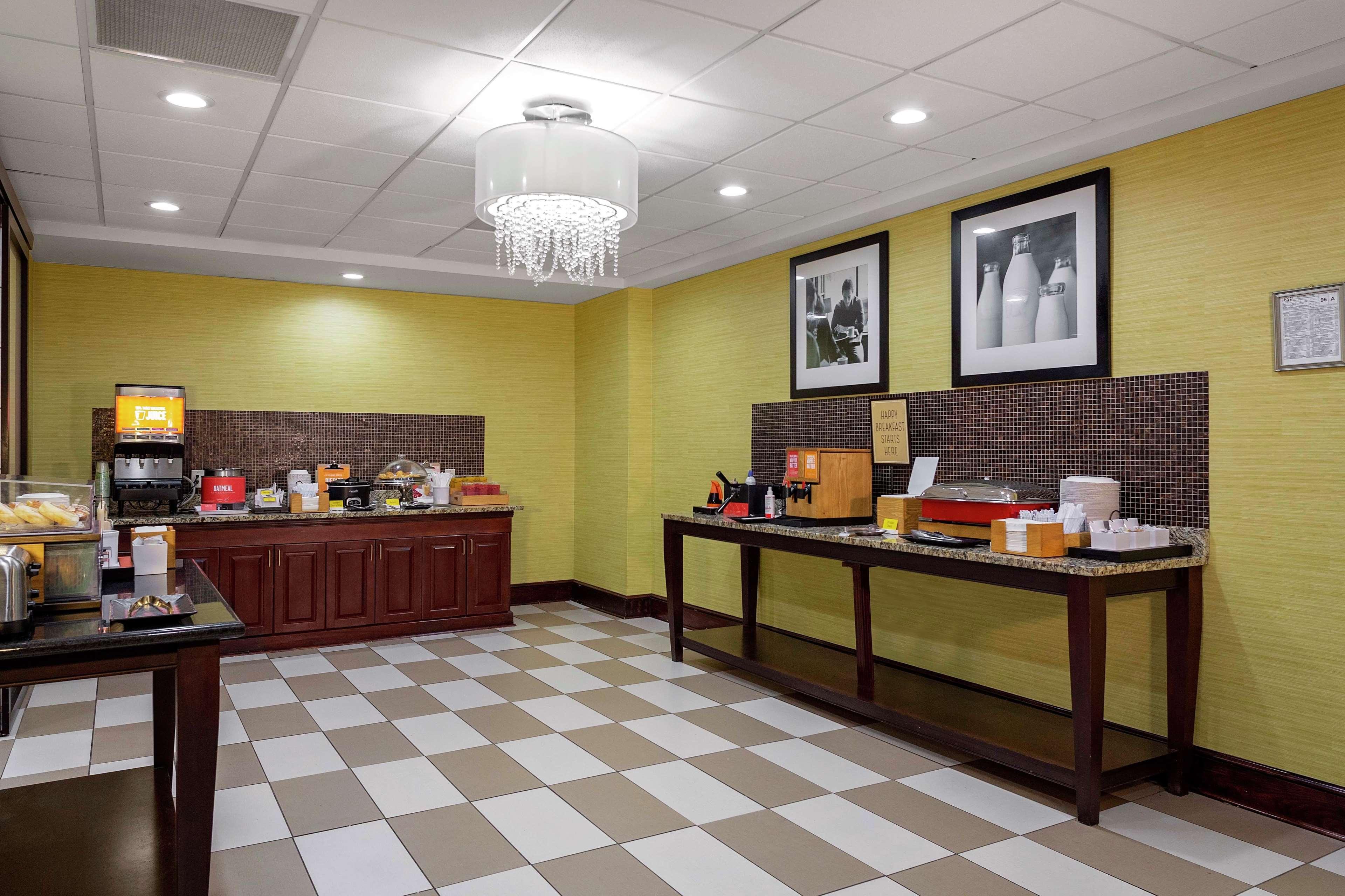 Hampton Inn Atlanta-Fairburn Exterior photo